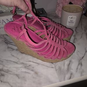 Chic Pink Wedge Sandals